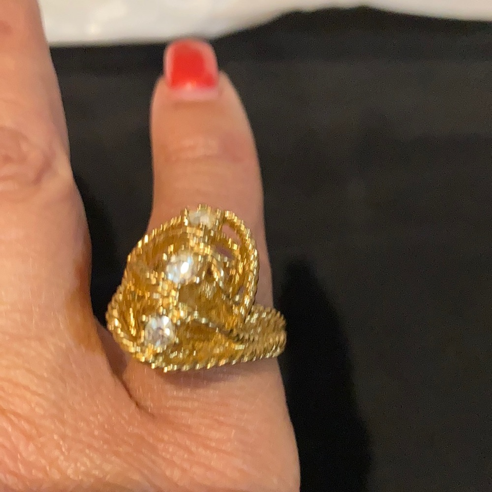 14kt HGE CZ gorgeous knot ring
